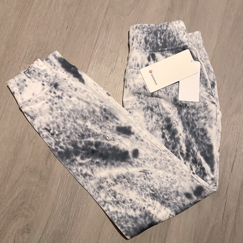 Lululemon Tie Dye Warm Down Jogger